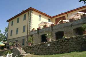 Prenota questa meravigliosa villa a Pian di Scò ad Arezzo, Toscana per le tue Vacanze,Villa in affitto con piscina a Pian di Scò in provincia di Arezz 8