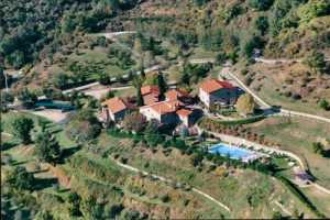 Prenota il tuo Agriturismo a Cortona in Valdichiana, Toscana per le tue prossime vacanze in affitto con piscina a Castelfranco di Sopra provincia di A 9