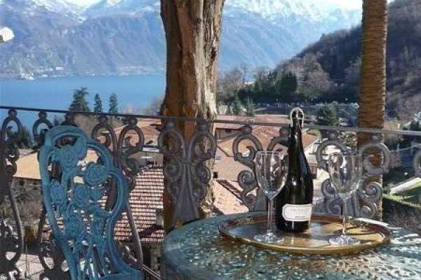 villa priv?e avec piscine in affitto a Menaggio in Lombardie 14