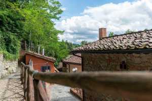 Prenota adesso la tua vacanza a Loro Ciuffenna in Toscana in questa bellissima residenza esclusiva con piscina  in provincia di Arezzo a Loro Ciuffenn 7