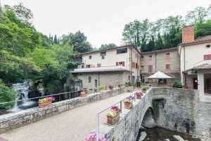 Prenota adesso la tua vacanza a Loro Ciuffenna in Toscana in questa bellissima residenza esclusiva con piscina  in provincia di Arezzo a Loro Ciuffenn 10