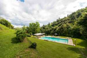 Prenota adesso la tua vacanza a Loro Ciuffenna in Toscana in questa bellissima residenza esclusiva con piscina  in provincia di Arezzo a Loro Ciuffenn 13