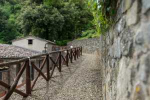 Prenota adesso la tua vacanza a Loro Ciuffenna in Toscana in questa bellissima residenza esclusiva con piscina  in provincia di Arezzo a Loro Ciuffenn 2