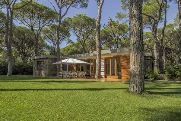 Book your holiday in a villa for rent in the Pineta di Roccamare on the Tuscan coast in Castiglione della Pescaia
