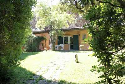 Vacation holiday home for rent in Castiglione della Pescaia, a wonderful house in the pine forest of Roccamare, a few meters from a splendid sea