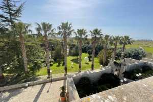 Prenota la residenza esclusiva in affittoper vacanza a Ragusa , offre un parco rigoglioso con piscina coperta e scoperta e SPA 4